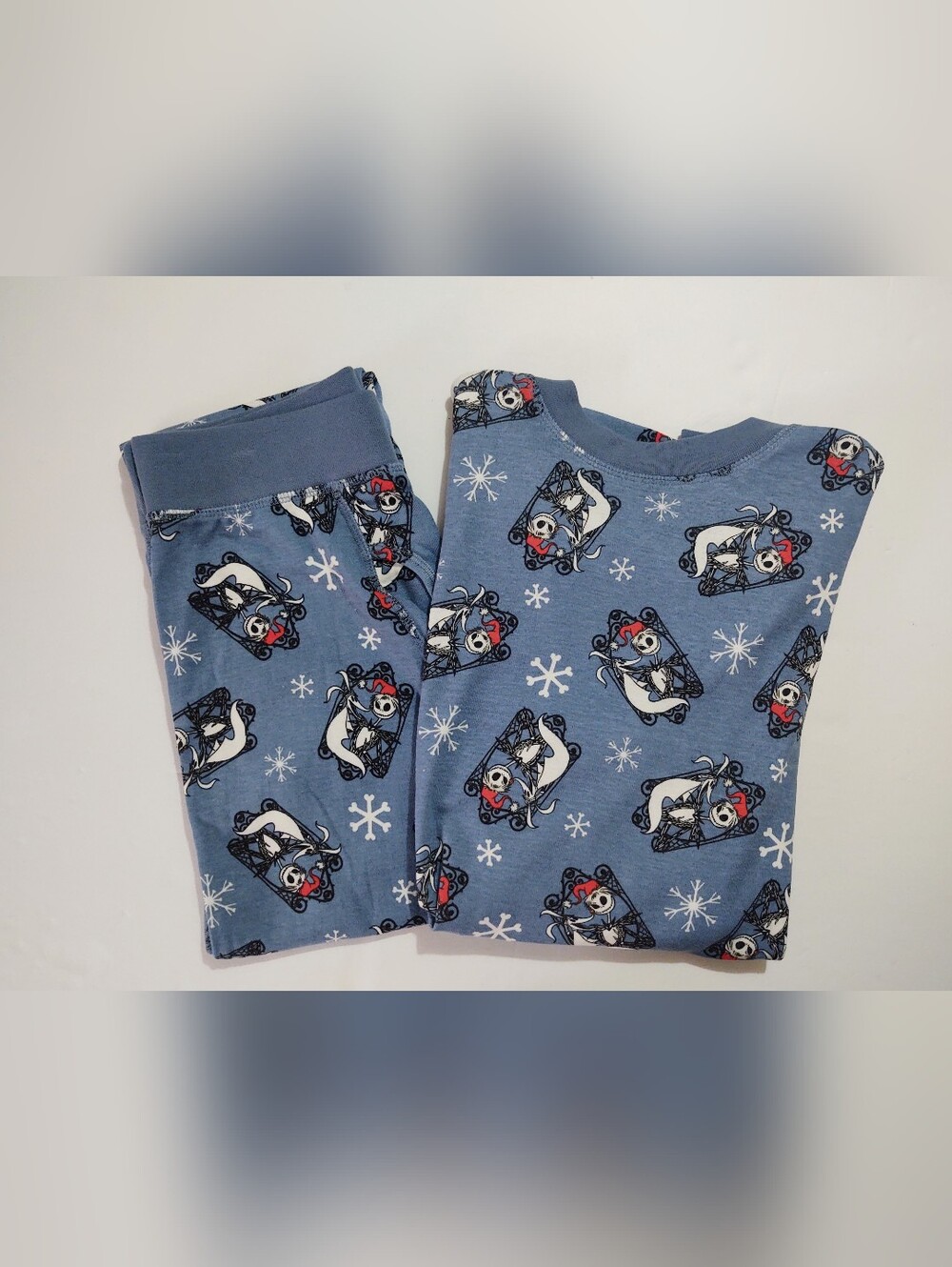 NWT Disney Nightmare Before Christmas Amazon Essentials Pj Set